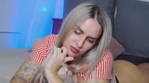 Snapshot of foxy_kimmi chatting on June 2026 06:41:02 AM Foxy Kimmi online show from June 2026 06:41:02 AM