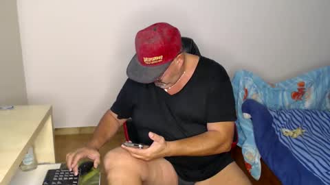 Snapshot of fraboys chatting on September 2025 06:07:01 AM Fraboys online show from September 2025 06:07:01 AM