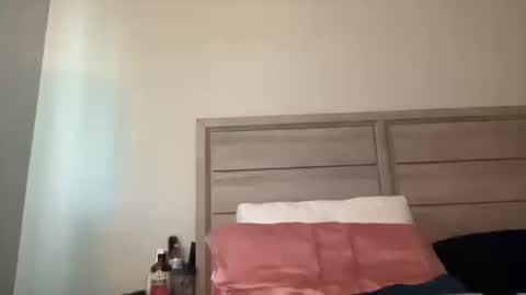 Snapshot of fragilemasochist chatting on November 2025 09:59:01 PM Angel online show from November 2025 09:59:01 PM