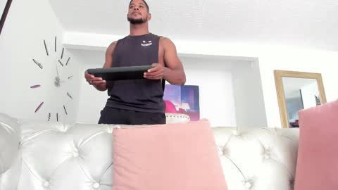 IM FRAIDER online show from February 2025 05:36:01 PM