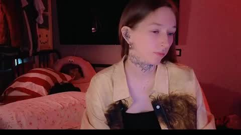 fran_bow online show from April 2026 01:20:01 PM