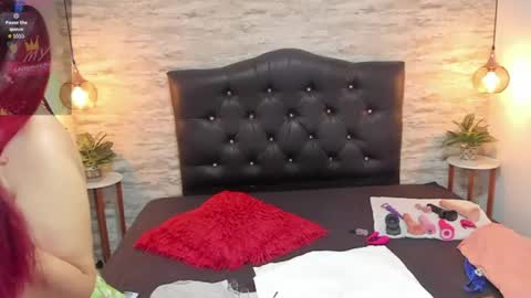 Snapshot of francesca_bbw chatting on July 2026 02:37:02 AM online show from July 2026 02:37:02 AM