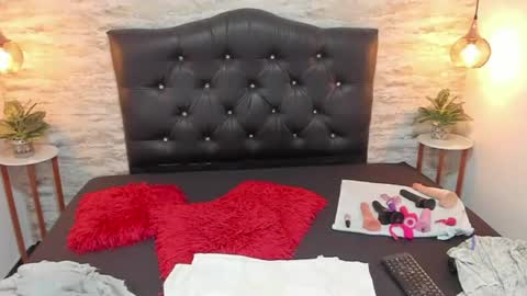 Snapshot of francesca_bbw chatting on July 2026 02:47:01 AM online show from July 2026 02:47:01 AM