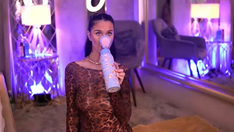 francescadante online show from February 2026 07:07:01 AM