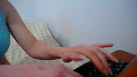 franceskcaa online show from March 2026 05:39:01 PM