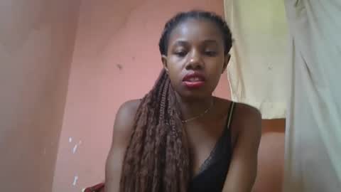 Snapshot of franciefrancie chatting on March 2025 06:00:02 AM francilla online show from March 2025 06:00:02 AM