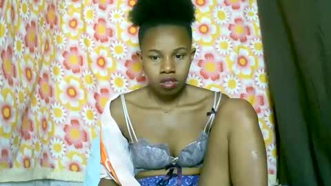 Snapshot of franciefrancie chatting on September 2025 10:09:02 AM francilla online show from September 2025 10:09:02 AM