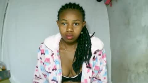Snapshot of franciefrancie chatting on October 2025 05:16:02 AM francilla online show from October 2025 05:16:02 AM