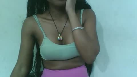 Snapshot of francinealdy chatting on November 2025 02:32:01 AM francinealdy online show from November 2025 02:32:01 AM