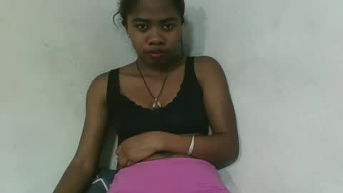 Snapshot of francinealdy chatting on November 2025 02:49:02 PM francinealdy online show from November 2025 02:49:02 PM