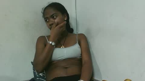 Snapshot of francinealdy chatting on November 2025 05:33:02 PM francinealdy online show from November 2025 05:33:02 PM