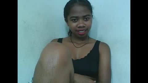 Snapshot of francinealdy chatting on November 2025 06:23:02 AM francinealdy online show from November 2025 06:23:02 AM