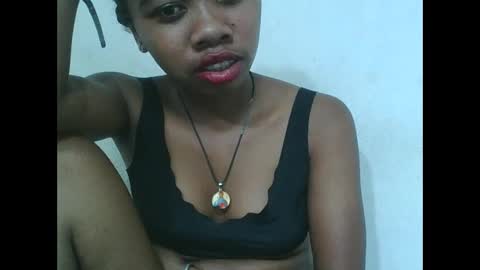 Snapshot of francinealdy chatting on November 2025 06:29:02 PM francinealdy online show from November 2025 06:29:02 PM