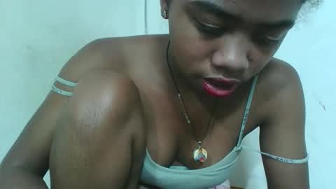 Snapshot of francinealdy chatting on November 2025 06:28:01 AM francinealdy online show from November 2025 06:28:01 AM