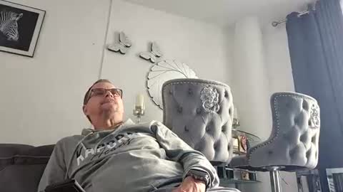 franciscomalin online show from July 2026 07:48:01 AM