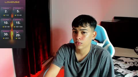 Snapshot of franco_rizzo01 chatting on December 2024 10:53:02 PM frank online show from December 2024 10:53:02 PM