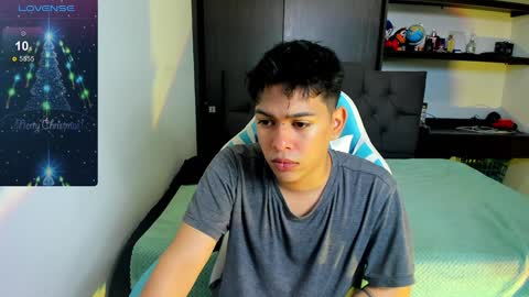 frank online show from December 2024 07:54:01 PM