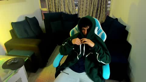 frank online show from January 2025 10:40:01 PM