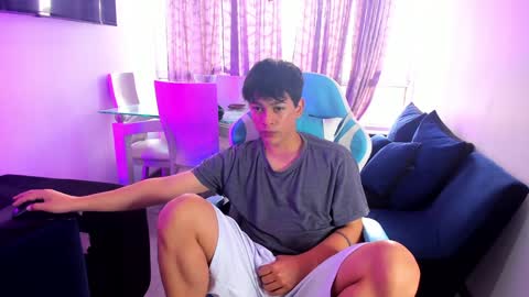 frank online show from January 2025 06:18:01 PM