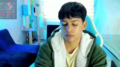 Snapshot of franco_rizzo01 chatting on October 2025 09:44:02 PM frank online show from October 2025 09:44:02 PM