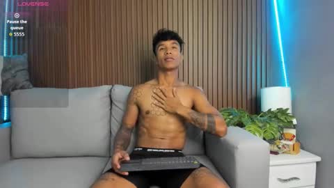 Snapshot of frank98_ chatting on September 2025 05:33:01 AM frank98_ online show from September 2025 05:33:01 AM