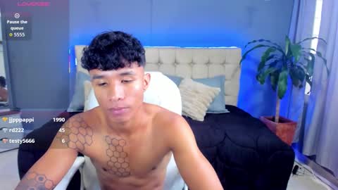 Snapshot of frank98_ chatting on October 2025 07:35:02 PM frank98_ online show from October 2025 07:35:02 PM