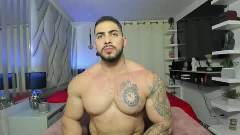 Snapshot of frank_foxx1 chatting on May 2026 05:57:01 AM frank_foxx1 online show from May 2026 05:57:01 AM