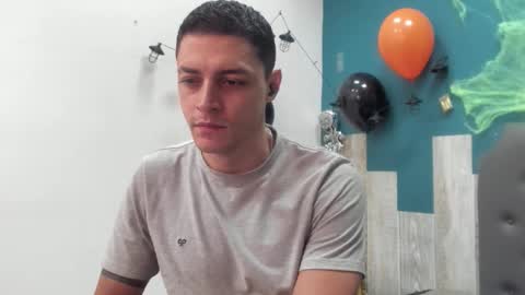 Frank online show from October 2025 08:00:02 PM