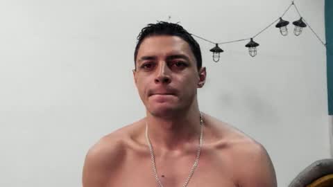 Frank online show from November 2025 07:48:02 PM