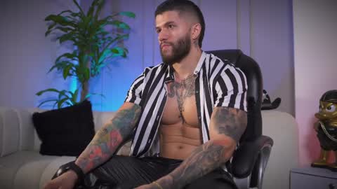 Frank Farrell. Hey remember to give me a thumbs up Ty online show from April 2026 06:08:02 PM