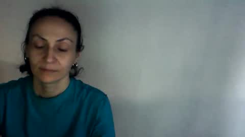 frankieteasing online show from November 2025 02:05:01 PM