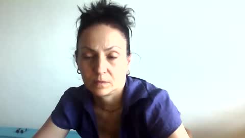 frankieteasing online show from June 2026 02:43:02 PM