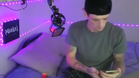 Snapshot of frankoafterdark chatting on September 2025 11:15:02 PM Franco online show from September 2025 11:15:02 PM