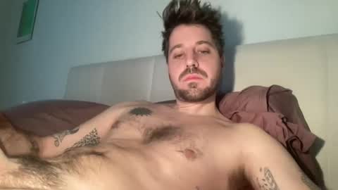 Snapshot of frankybiiig chatting on February 2026 09:14:01 AM thegoodandbiiig online show from February 2026 09:14:01 AM