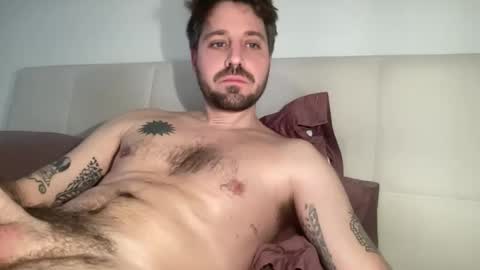 Snapshot of frankybiiig chatting on February 2026 08:08:02 AM thegoodandbiiig online show from February 2026 08:08:02 AM