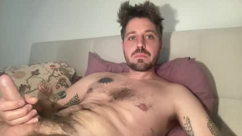 Snapshot of frankybiiig chatting on May 2026 06:36:01 PM thegoodandbiiig online show from May 2026 06:36:01 PM