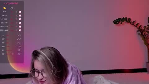 Frann online show from November 2025 04:40:02 PM