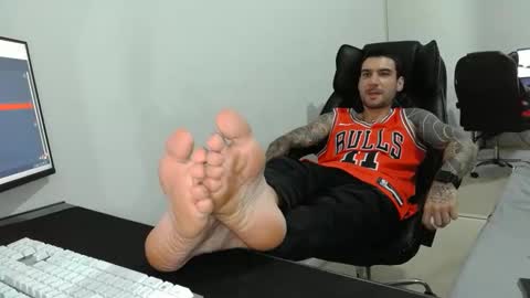 Snapshot of fraser_guilen chatting on October 2025 03:53:02 AM Fraser online show from October 2025 03:53:02 AM