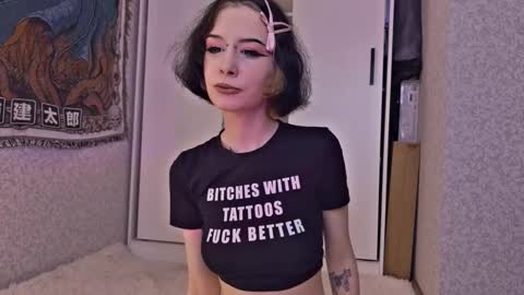 mistress Bastet and  mintcola online show from October 2025 06:14:01 AM