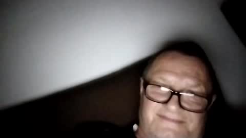 Wolfi online show from October 2025 06:25:01 AM