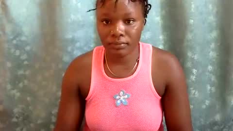 Snapshot of freaky_dolly chatting on January 2025 08:39:01 AM freaky_dolly online show from January 2025 08:39:01 AM