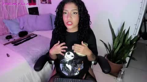 Lia Gomez online show from February 2025 11:04:02 PM