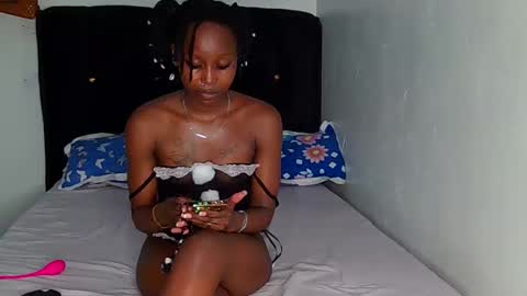 Snapshot of freaky_shyy chatting on January 2026 10:40:01 AM freaky-shazy online show from January 2026 10:40:01 AM