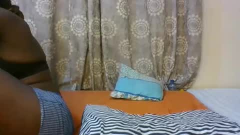 Freakies online show from October 2025 06:10:01 PM