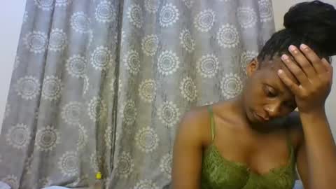 Freakies online show from November 2025 06:02:02 AM