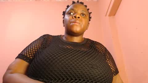 Snapshot of freakyboobsxx chatting on July 2026 02:19:02 PM Kimmy online show from July 2026 02:19:02 PM