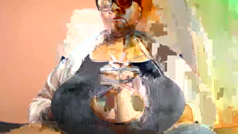 Snapshot of freakyboobsxx chatting on July 2026 11:35:02 PM Kimmy online show from July 2026 11:35:02 PM