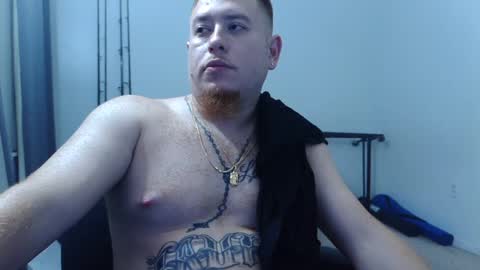 Snapshot of freakyfreddie305 chatting on October 2025 01:27:01 AM freakyfreddie305 online show from October 2025 01:27:01 AM