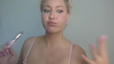 freakymadison online show from May 2026 07:08:02 PM