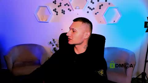 Snapshot of fred_strong chatting on November 2025 09:30:01 AM Freddy online show from November 2025 09:30:01 AM